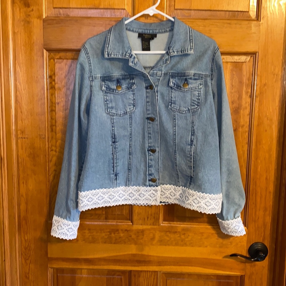 COPY - Twiggy London Womens Jean Jacket Size Lg-EUC